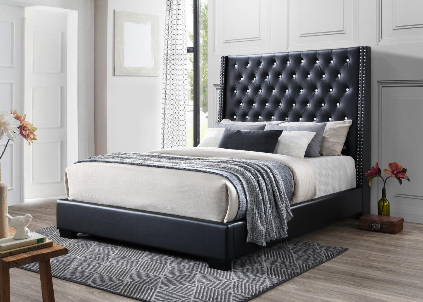BLACK LEATHER QUEEN BED