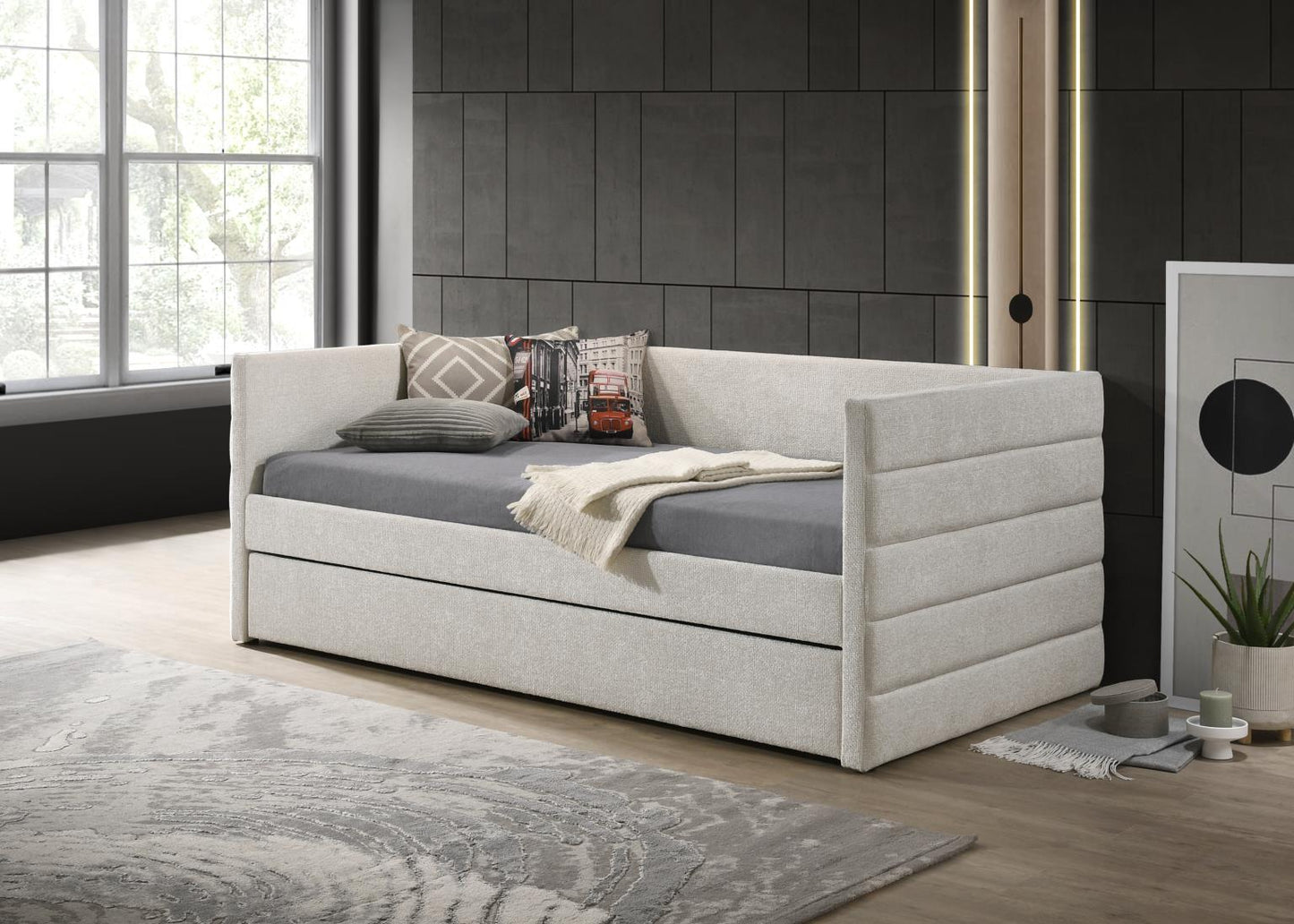 PEARL DAYBED