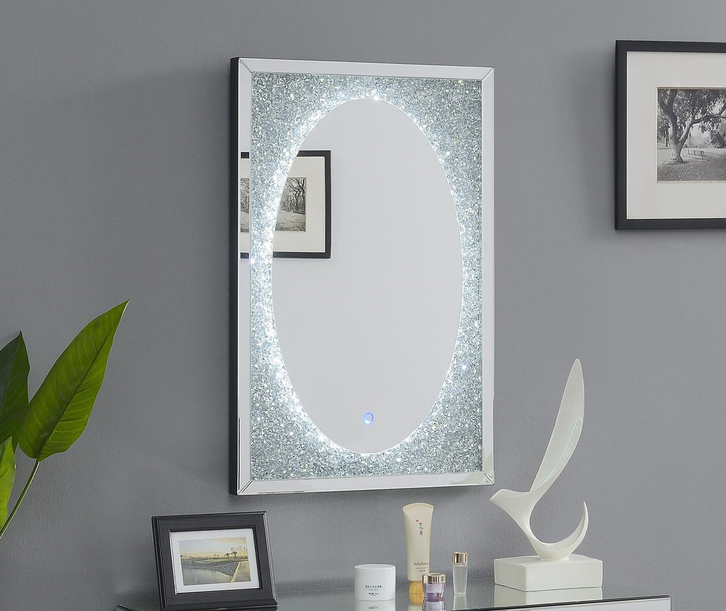GLAMOUR LED WALL DECOR MIRROR