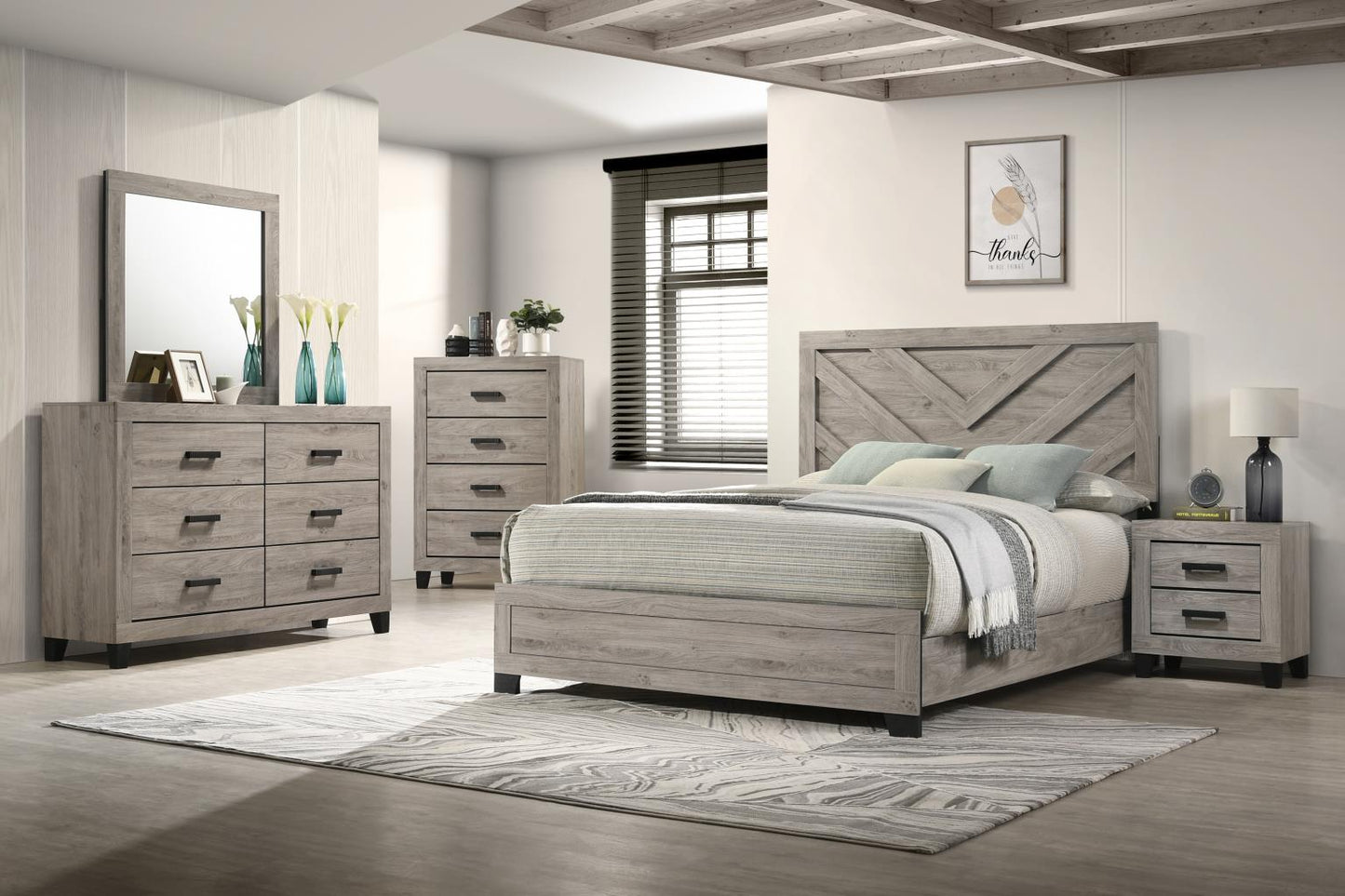 LIGHT GRAY DRESSER