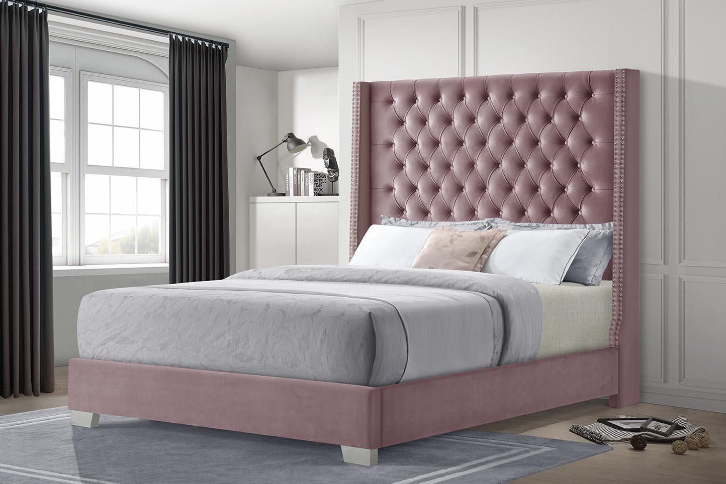 PINK VELVET QUEEN BED